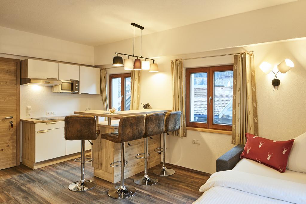 كاونرتال Tirolerhof - Appartementhaus المظهر الخارجي الصورة
