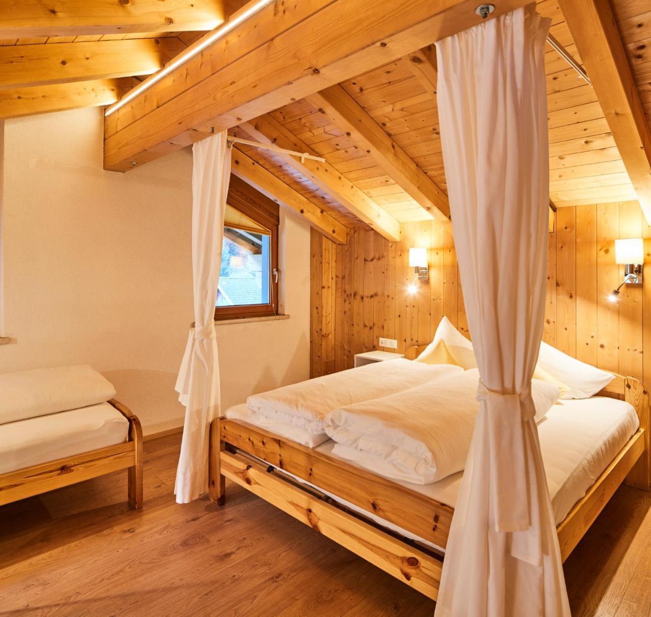 كاونرتال Tirolerhof - Appartementhaus المظهر الخارجي الصورة